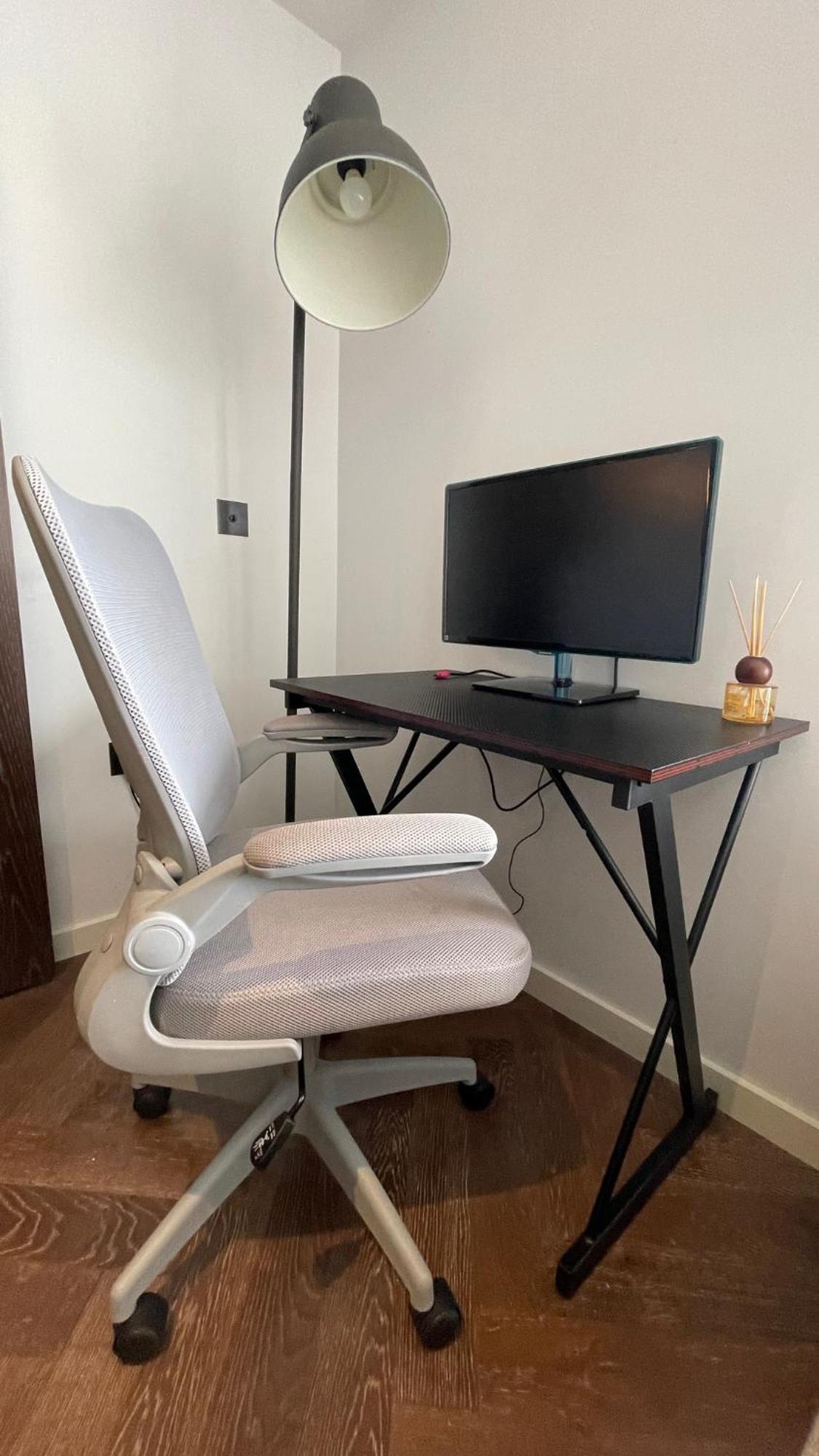 Luxury Apartment Steps From Battersea Power St And Close To Victoria & Chelsea London Exteriör bild